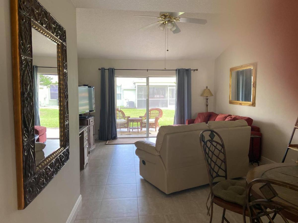 Villa Sun&fun - Beautiful Renovated 2/2 In *